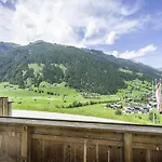 In Neustift Near Lift 아파트 *